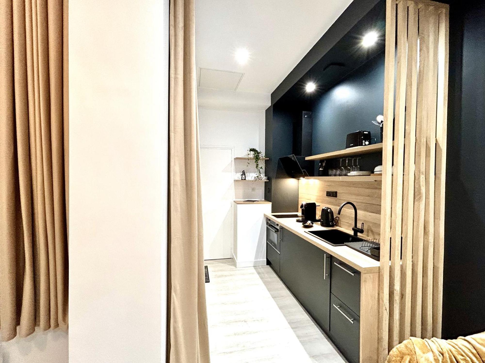 Suite Cosy Jacuzzi Troyes - Secrets D'Ana Exterior foto